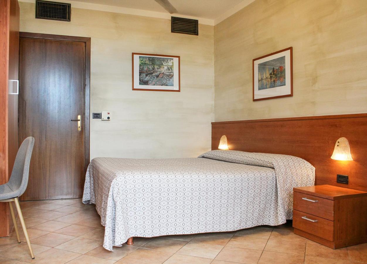 לאזיסה Hotel Castello S. Antonio מראה חיצוני תמונה