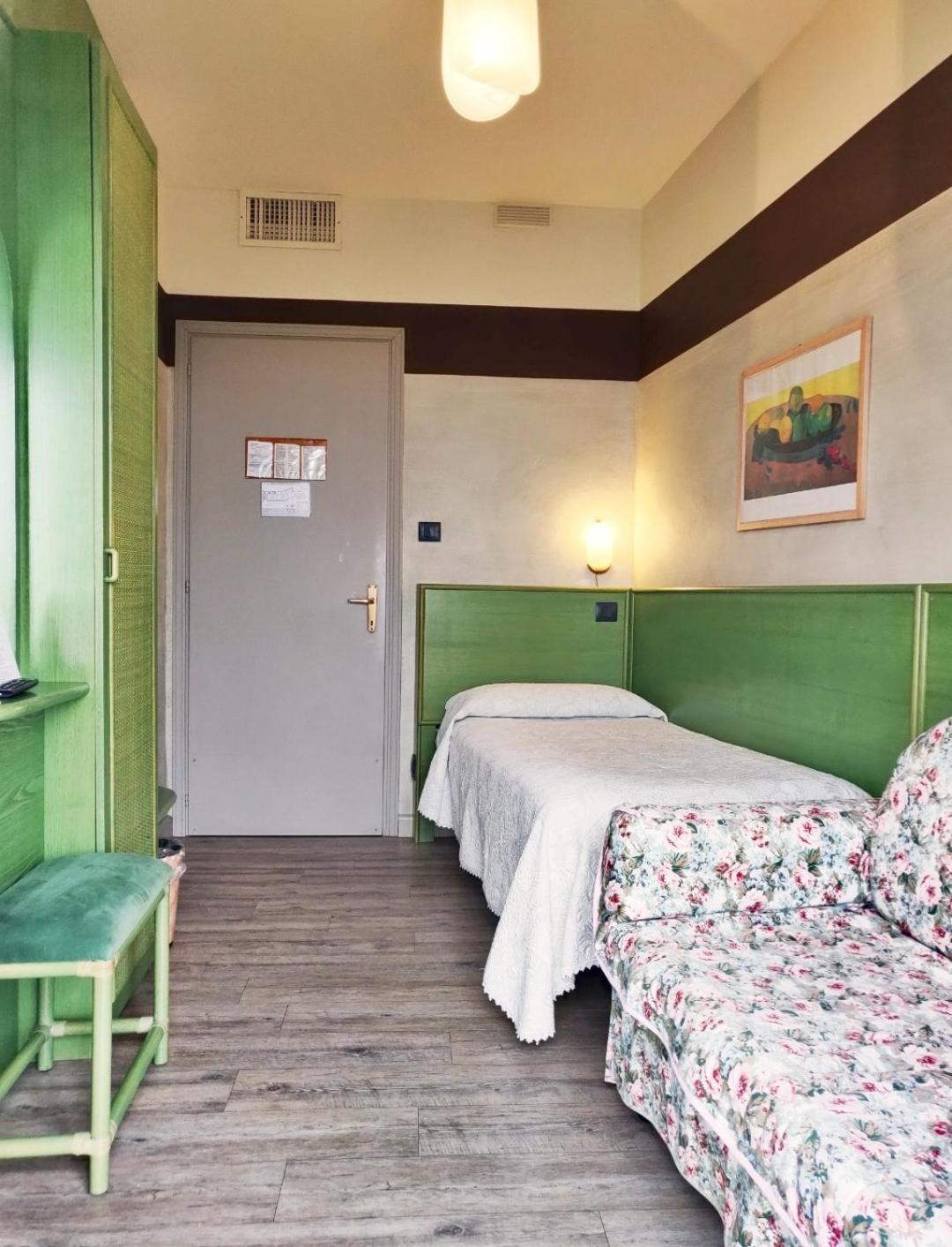 לאזיסה Hotel Castello S. Antonio מראה חיצוני תמונה